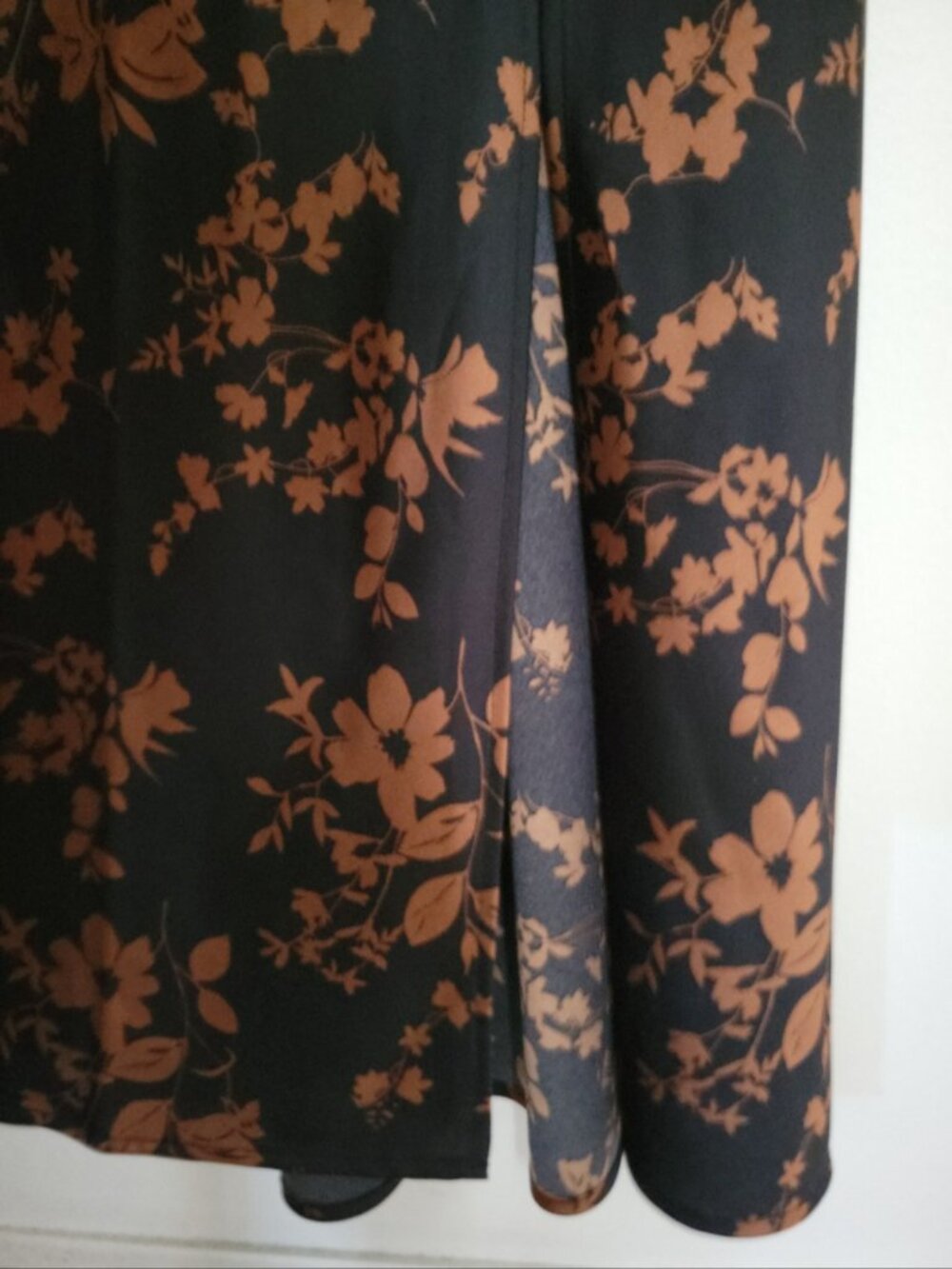 A new day Black and  brown floral satin maxi dress - Picture 4 of 4
